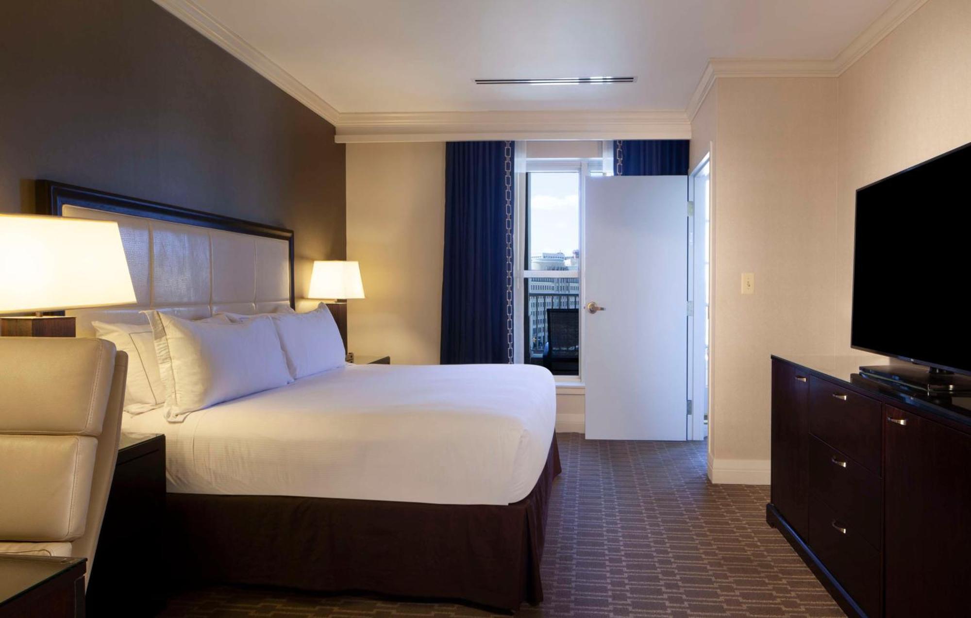 ฮิลตัน อเล็กซานเดรีย โอลด์ทาวน์ โฮเต็ล Hotel ภายนอก รูปภาพ