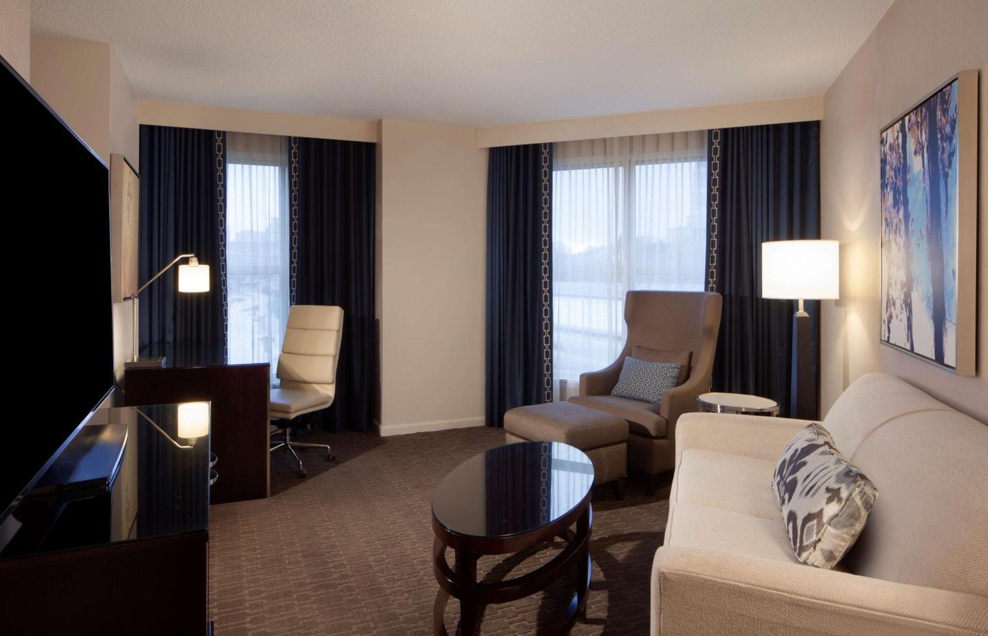ฮิลตัน อเล็กซานเดรีย โอลด์ทาวน์ โฮเต็ล Hotel ภายนอก รูปภาพ