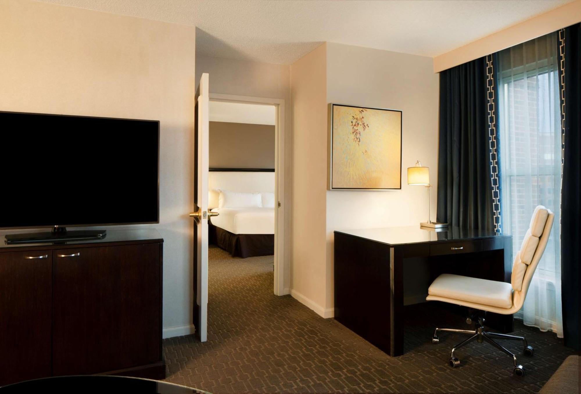 ฮิลตัน อเล็กซานเดรีย โอลด์ทาวน์ โฮเต็ล Hotel ภายนอก รูปภาพ