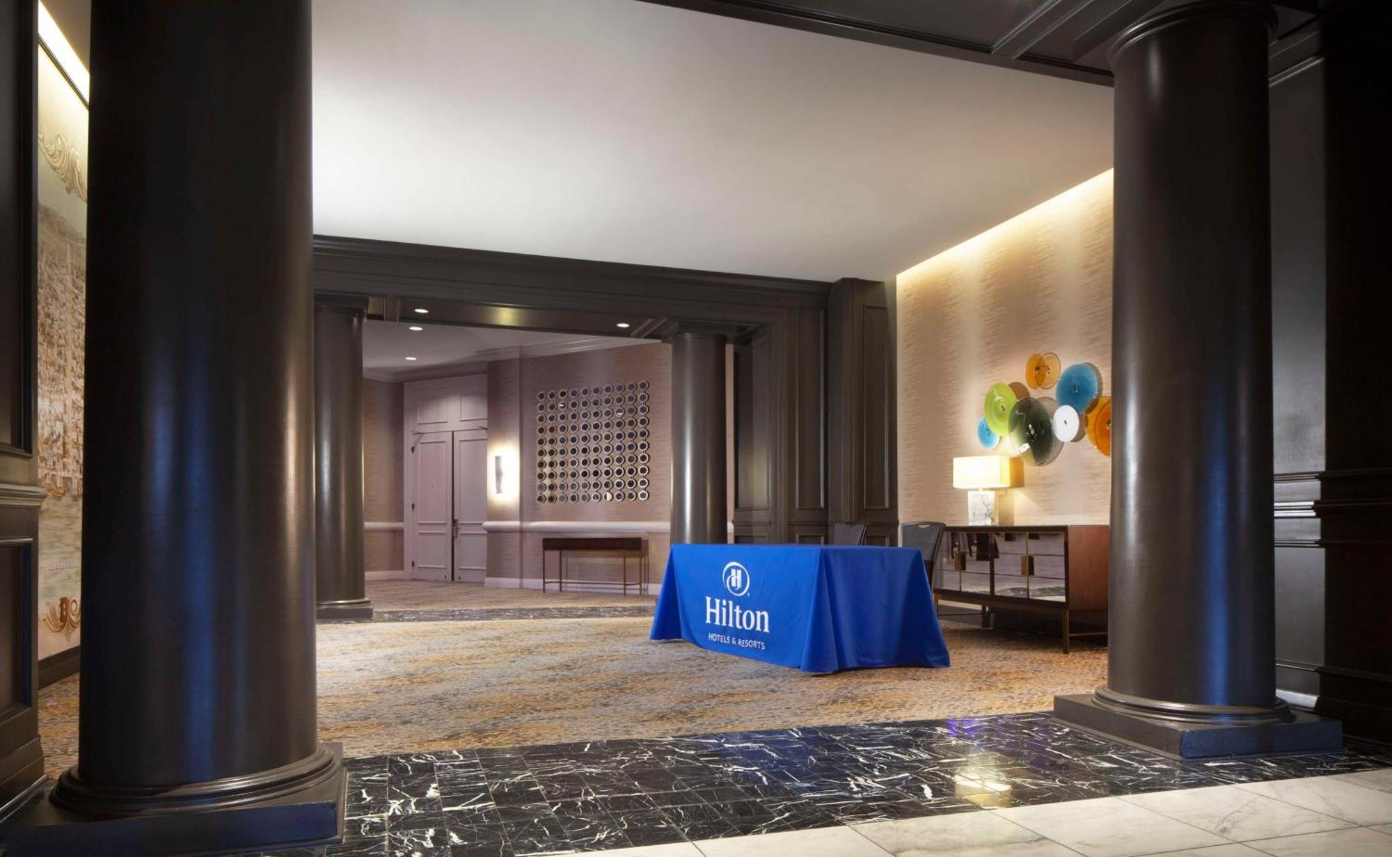 ฮิลตัน อเล็กซานเดรีย โอลด์ทาวน์ โฮเต็ล Hotel ภายนอก รูปภาพ